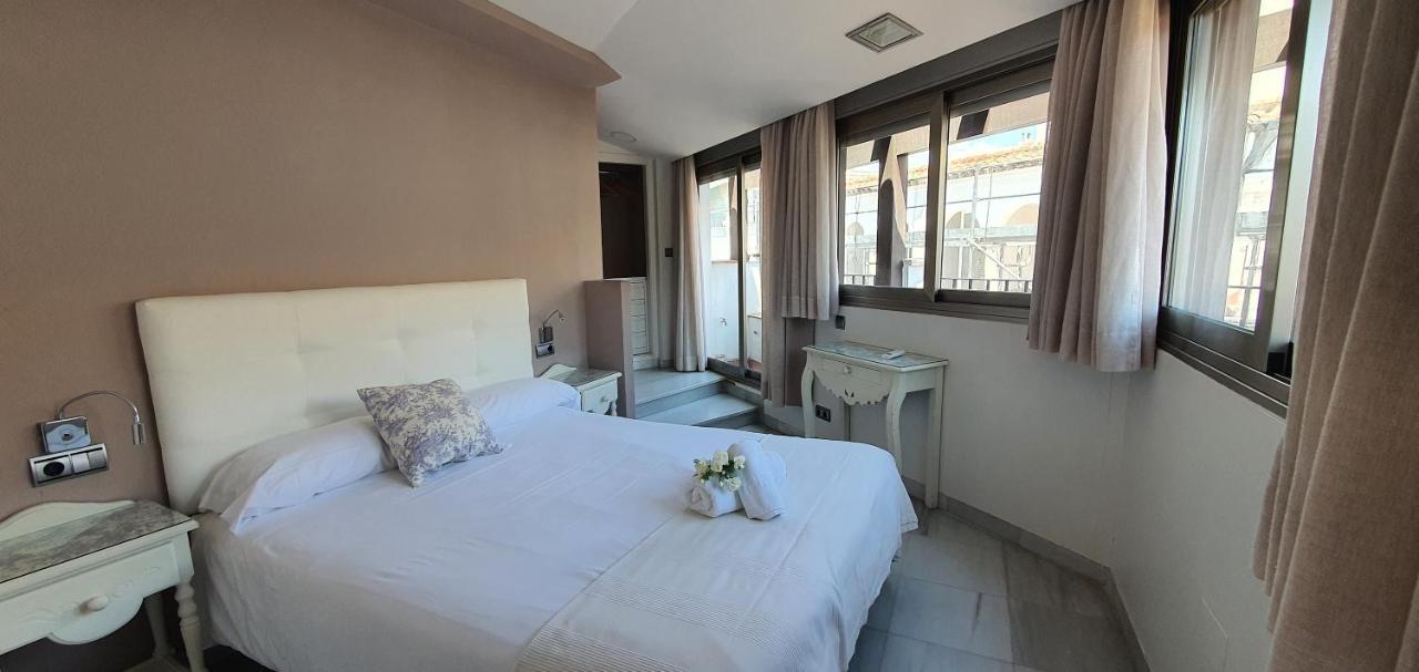 Apartamentos Torre De La Mezquita Kordoba Zewnętrze zdjęcie