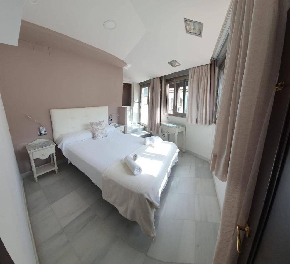 Apartamentos Torre De La Mezquita Kordoba Zewnętrze zdjęcie